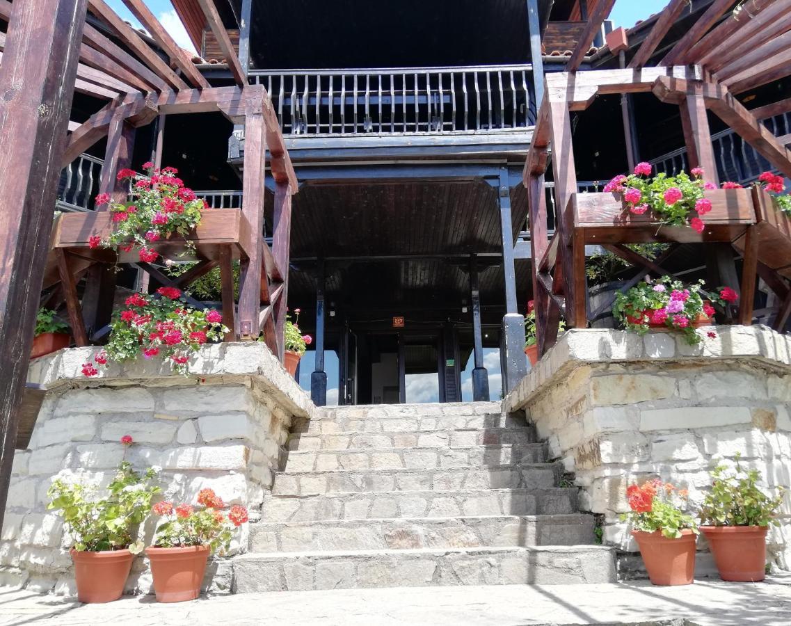 Trifon Zarezan Family Hotel Glavatartsi Εξωτερικό φωτογραφία
