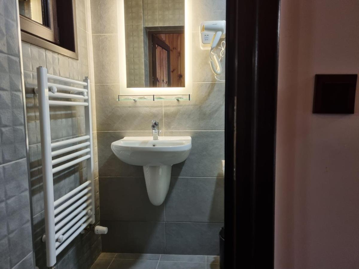 Trifon Zarezan Family Hotel Glavatartsi Εξωτερικό φωτογραφία